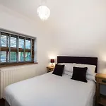 Inn Crown And Cushion Appleby-in-Westmorland