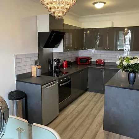 Herberg Crown And Cushion 3*