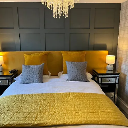 Crown And Cushion Herberg 3*