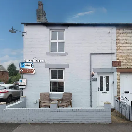 Crown And Cushion Herberg