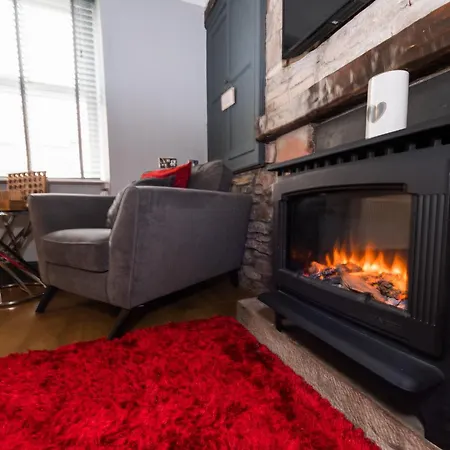 Kro Crown And Cushion 3*