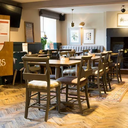 Kro Crown And Cushion Appleby-in-Westmorland